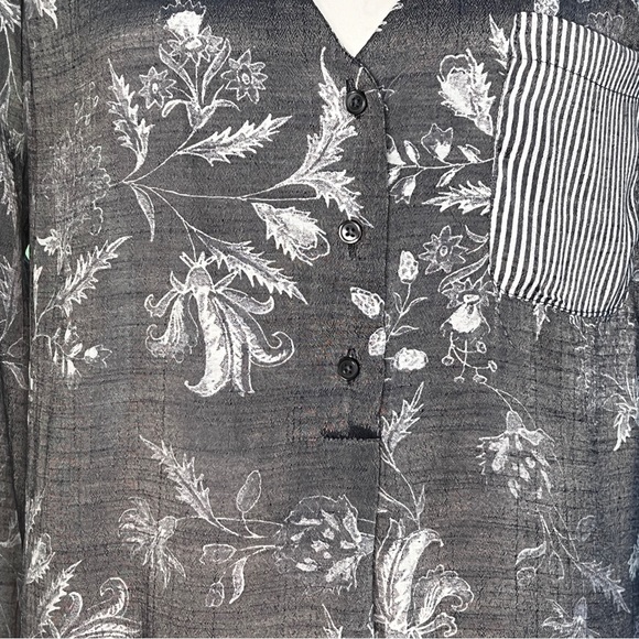 Fred David Silvery Blue Gray Multi Print Stripe‎ Floral V-neck Blouse Tunic - Picture 3 of 10